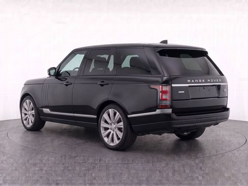 Used 2016 Land Rover Range Rover Supercharged AWD/4WD image 3