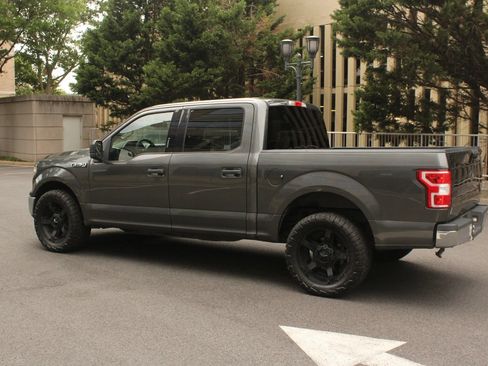 Used 2020 Ford F150 XLT RWD image 9