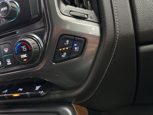 Used 2016 Chevrolet Silverado 2500 LTZ w/ Duramax Plus Package image 36