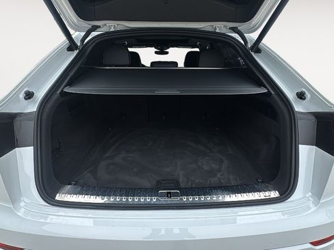 Used 2024 Audi Q8 Premium Plus AWD/4WD image 25