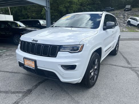 Used 2021 Jeep Grand Cherokee Limited w/ Quick Order Package 28K 80th AWD/4WD image 2