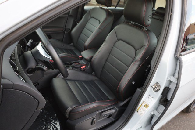 Used 2020 Volkswagen GTI SE FWD image 25
