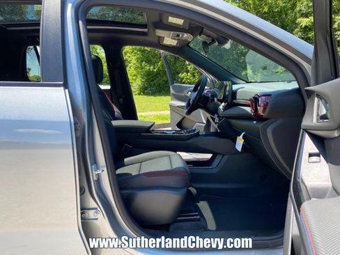 New 2026 Chevrolet Equinox RS FWD image 13