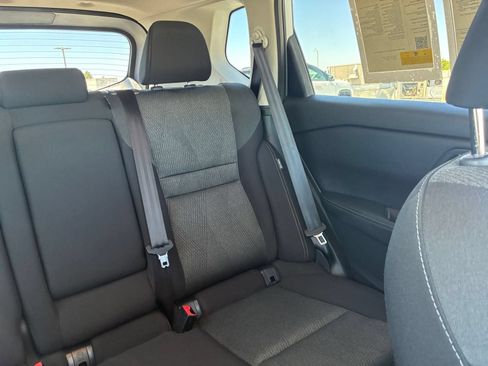 Used 2025 Nissan Rogue SV FWD image 37
