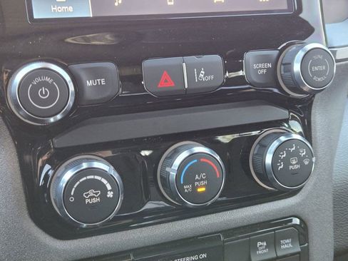 Used 2025 RAM 1500 Classic Warlock image 12