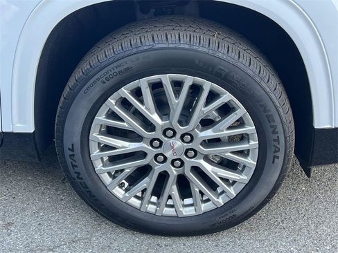 New 2026 GMC Acadia Denali w/ Super Cruise Package image 34