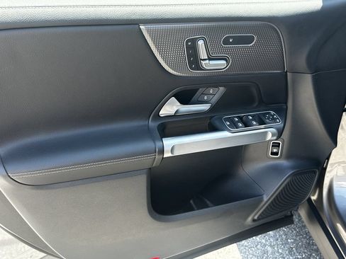 Certified 2021 Mercedes-Benz GLB 250 image 11