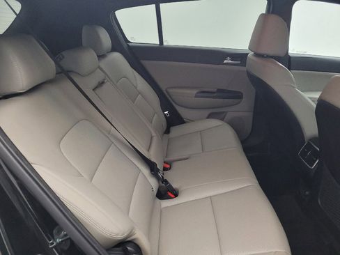 Used 2020 Kia Sportage S FWD image 19