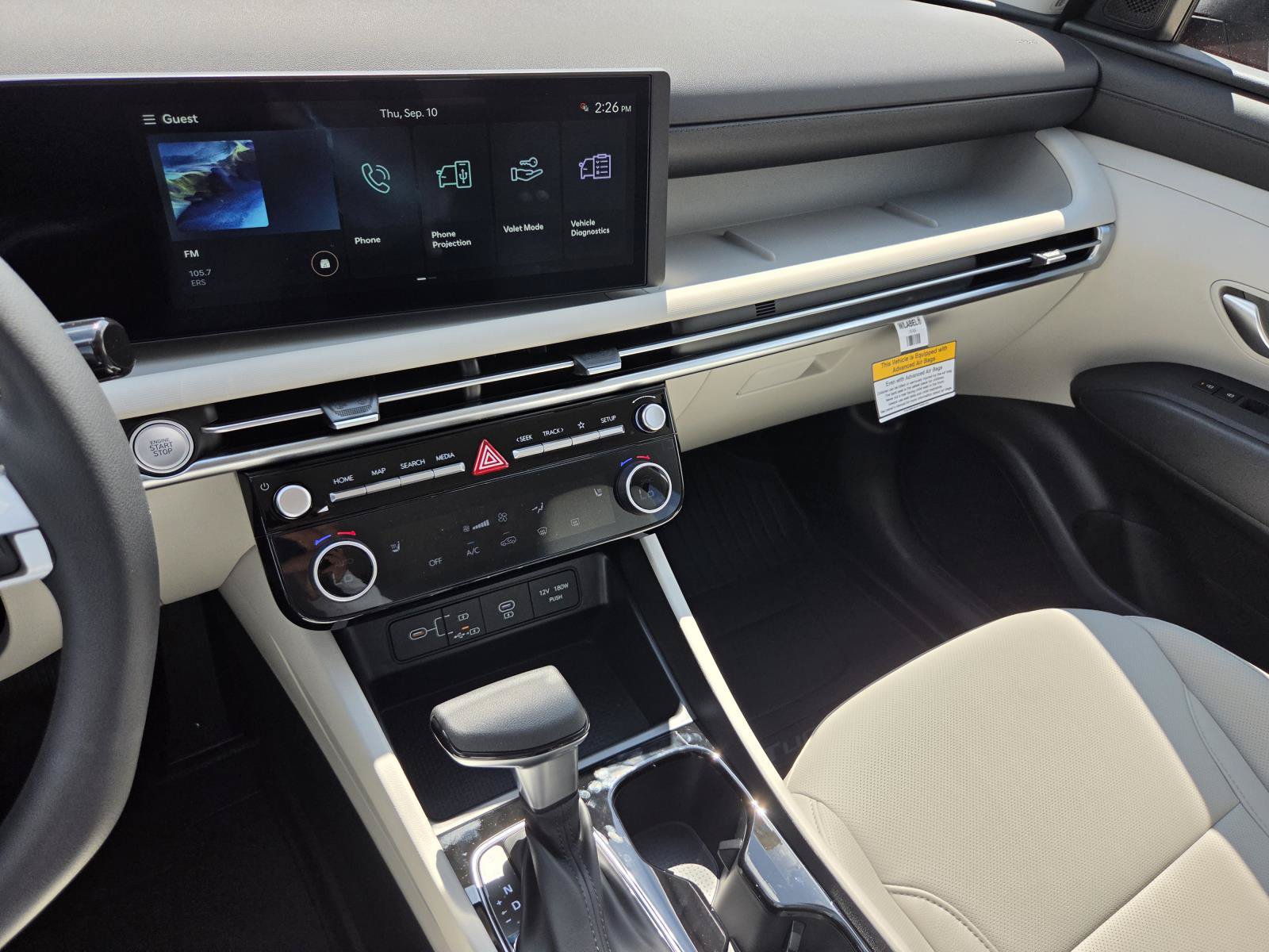 New 2026 Hyundai Tucson SEL FWD image 17