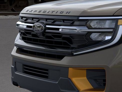 New 2026 Ford Expedition Tremor image 17