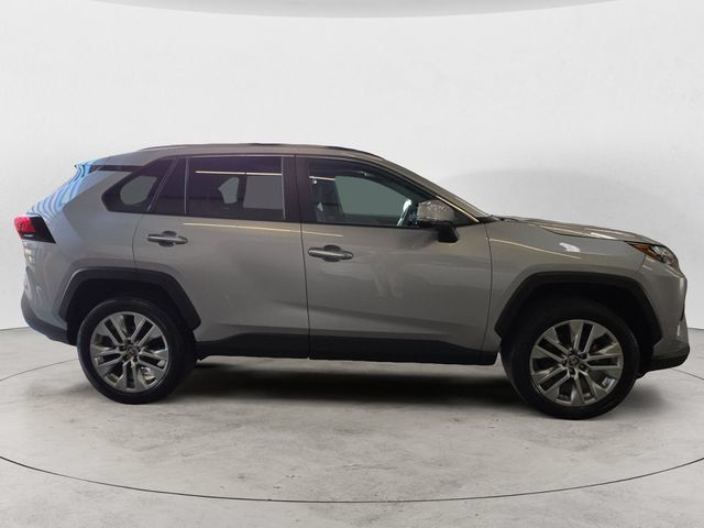 Used 2024 Toyota RAV4 Limited w/ Advanced Technology Package AWD/4WD image 4
