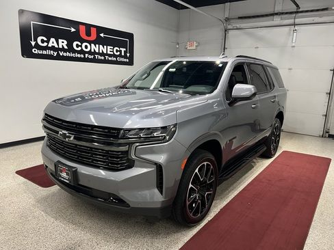 Used 2022 Chevrolet Tahoe RST image 3