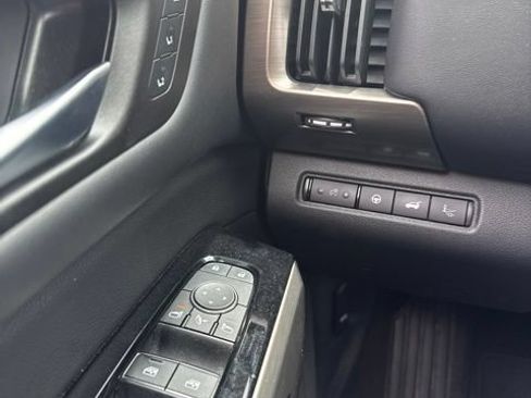 Certified 2023 Nissan Pathfinder Platinum AWD/4WD image 27