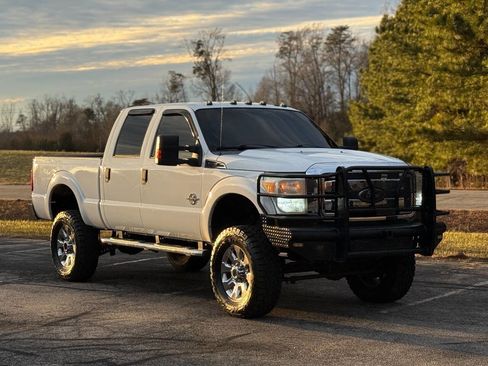 Used 2012 Ford F250 XLT w/ XLT Value Pkg image 1