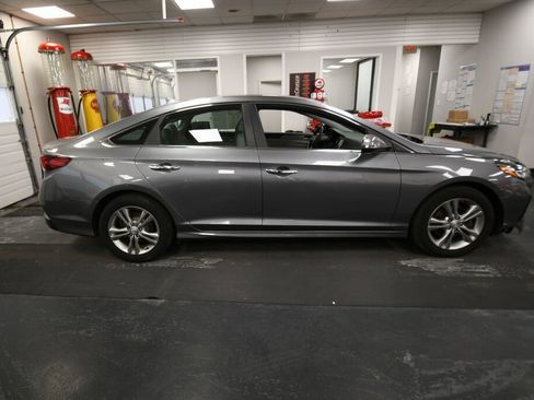 Used 2018 Hyundai Sonata SEL w/ Cargo Package image 9