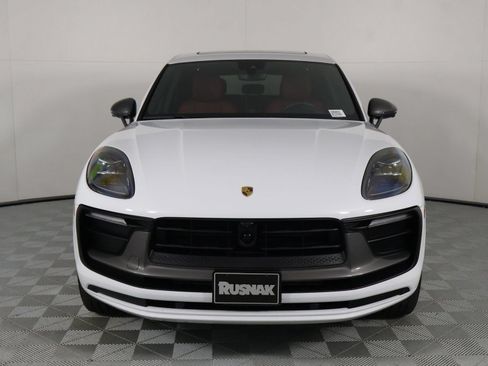 Certified 2026 Porsche Macan Turbo AWD/4WD image 10