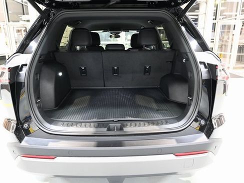 New 2026 Chevrolet Equinox LT w/ Convenience Package II image 25