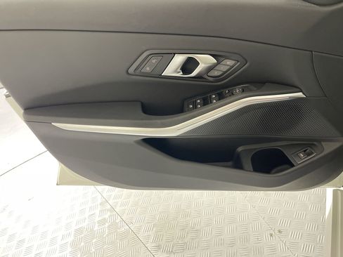 Used 2025 BMW 330i 330i w/ Convenience Package image 11