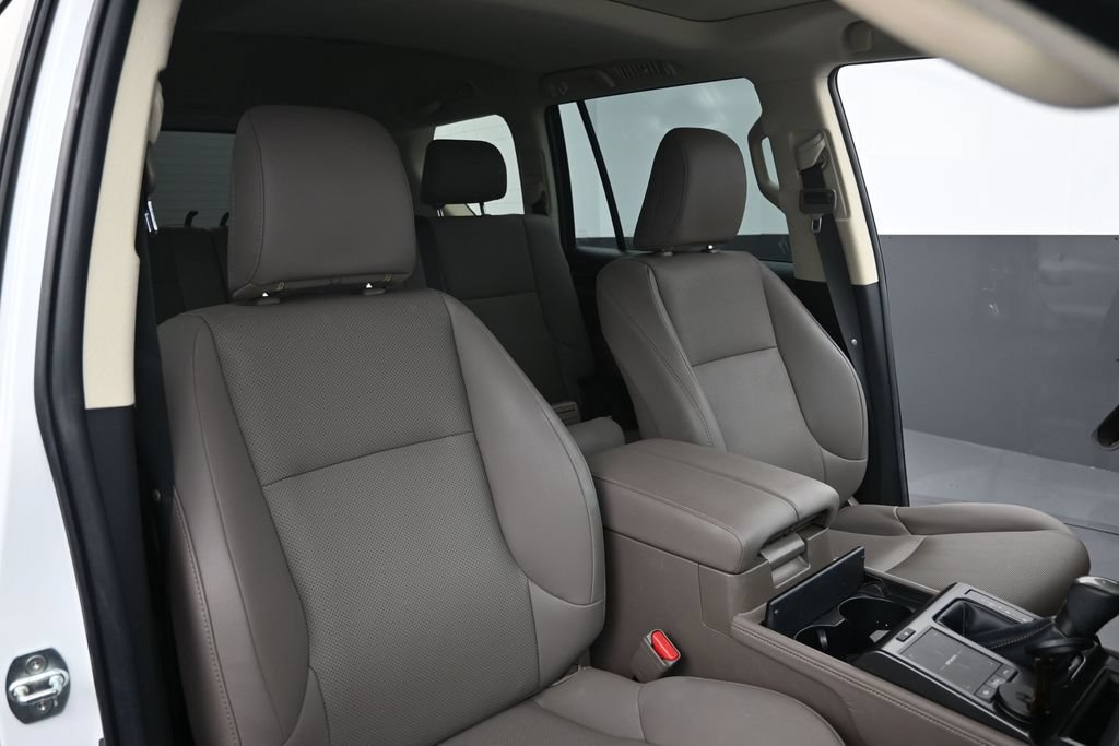 Used 2023 Lexus GX 460 Premium w/ Premium Package AWD/4WD image 22