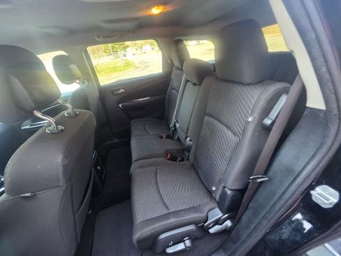Used 2018 Dodge Journey SE w/ Connectivity Group image 19