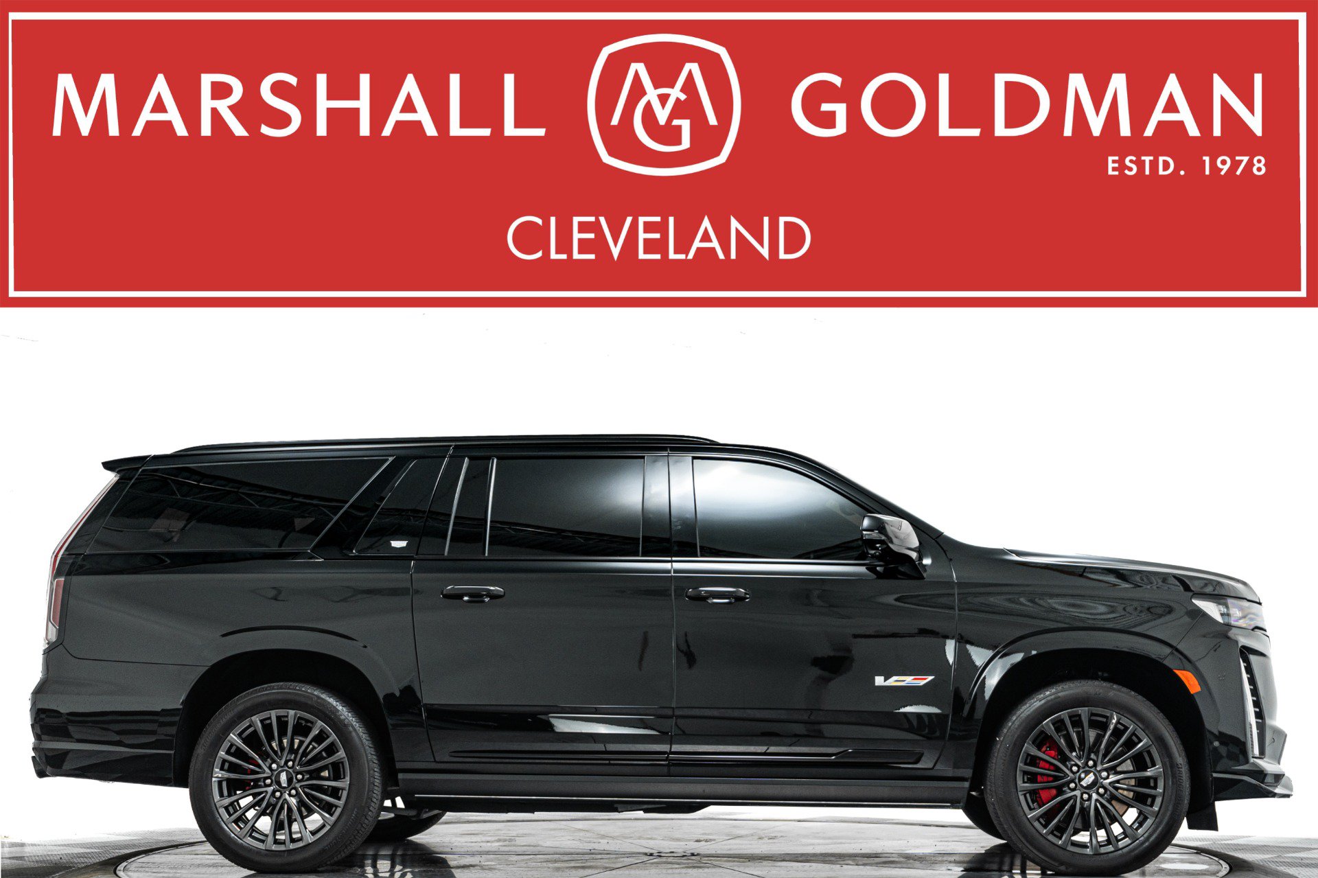 Used 2023 Cadillac Escalade ESV V AWD/4WD image 1