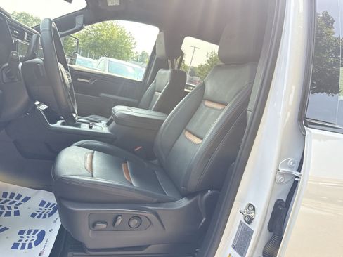 Used 2026 GMC Sierra 2500 AT4 AWD/4WD image 13