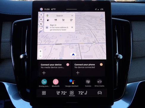 Certified 2025 Volvo XC90 B5 Core image 23