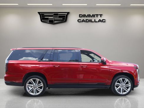 Certified 2025 Cadillac Escalade ESV Sport Platinum AWD/4WD image 4