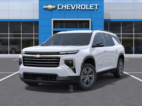 New 2026 Chevrolet Traverse LT w/ Driver Confidence Package FWD image 30