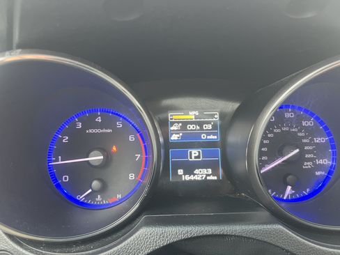 Used 2015 Subaru Legacy 2.5i Premium AWD/4WD image 22