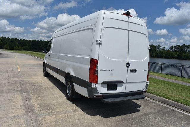 Used 2022 Mercedes-Benz Sprinter 2500 image 8