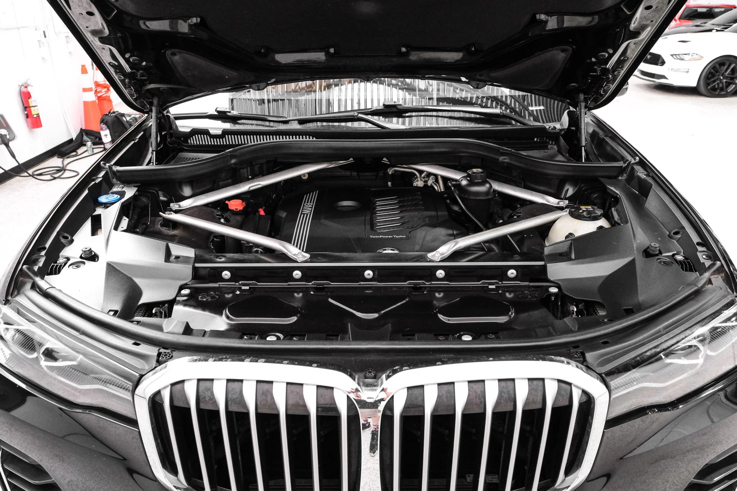 Used 2019 BMW X7 xDrive40i w/ Cold Weather Package AWD/4WD image 68