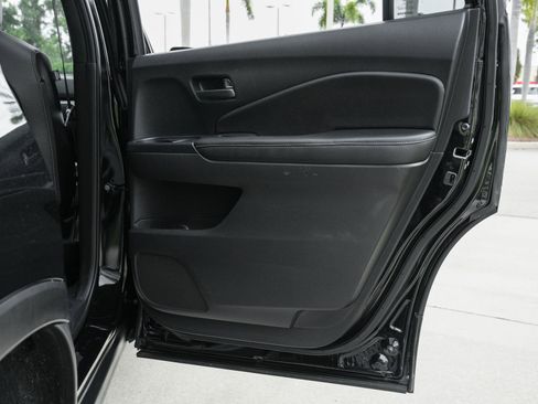 Used 2024 Honda Passport EX-L image 34