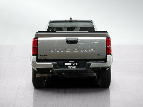Used 2026 Toyota Tacoma TRD Off-Road AWD/4WD image 6
