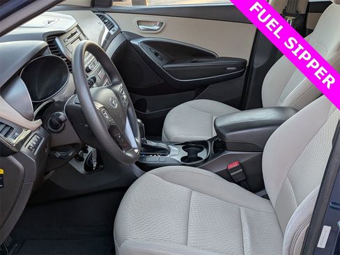 Used 2018 Hyundai Santa Fe Sport image 18