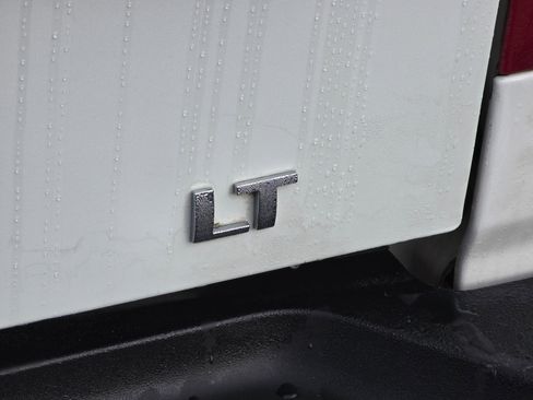 Used 2014 Chevrolet Silverado 2500 LT w/ Interior Plus Package image 10