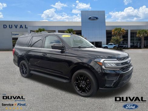 Used 2024 Ford Expedition XLT AWD/4WD image 1