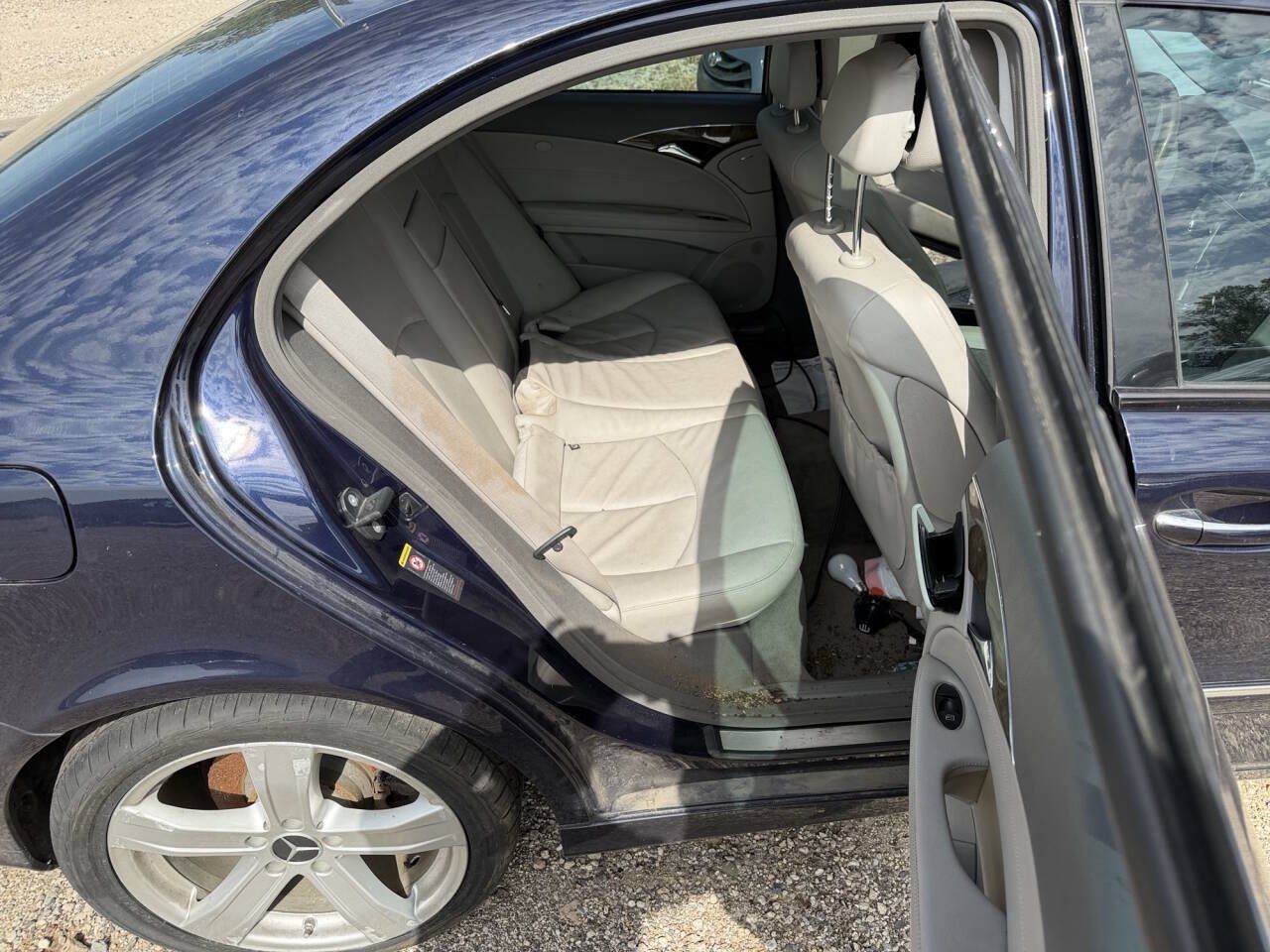 Used 2008 Mercedes-Benz E 350 4MATIC Sedan image 24