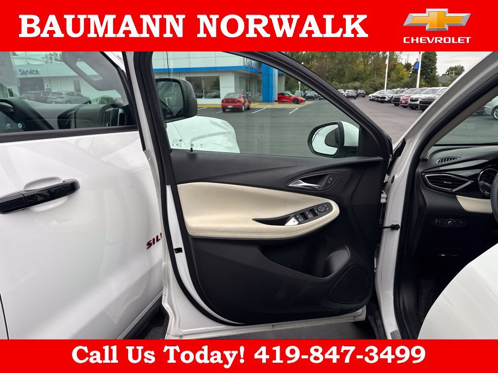 Used 2021 Buick Encore GX Select w/ Experience Buick Package AWD/4WD image 12