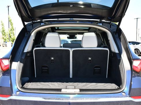 Used 2023 Acura MDX SH-AWD w/ Advance Package image 31