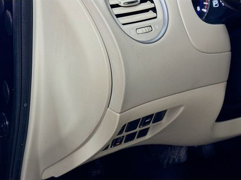 Used 2019 INFINITI QX60 Luxe w/ Sensory Package image 11