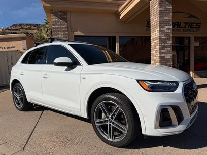 Used 2021 Audi Q5 e Prestige w/ Prestige Package