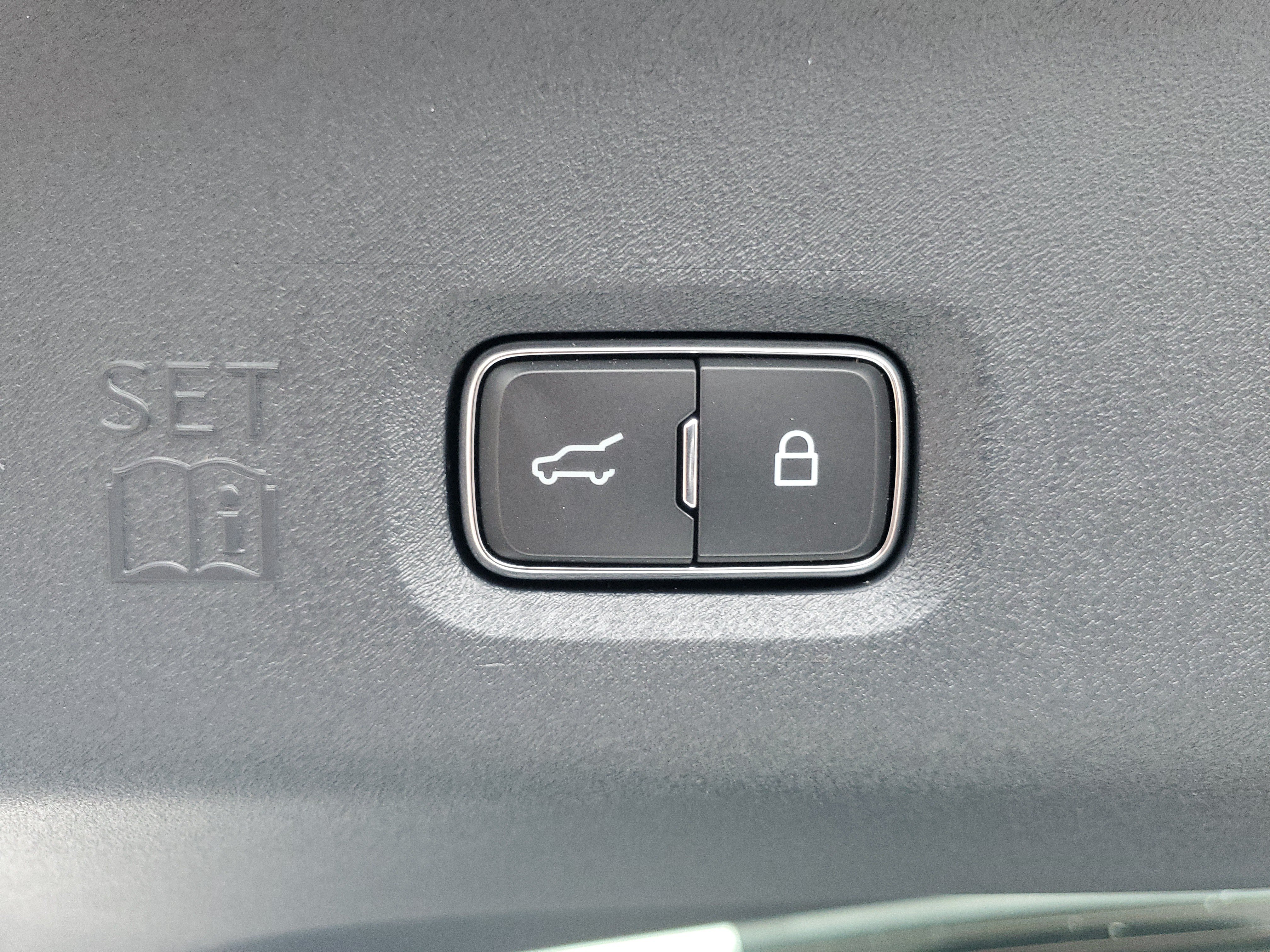 New 2026 Lincoln Navigator Reserve AWD/4WD image 34
