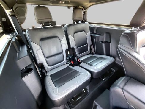 Used 2024 Ford Bronco Black Diamond AWD/4WD image 17