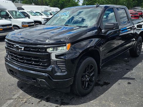 Used 2023 Chevrolet Silverado 1500 RST w/ LPO, Dark Essentials Package AWD/4WD image 3