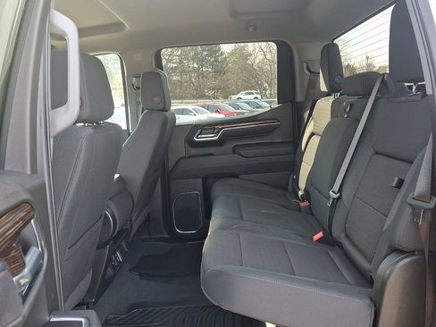 New 2026 GMC Sierra 1500 Elevation image 5