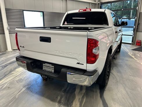 Used 2020 Toyota Tundra SR5 w/ SR5 Leather Package AWD/4WD image 28