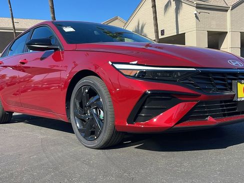 New 2026 Hyundai Elantra SEL Sport image 5