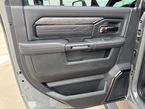 New 2026 RAM 2500 Limited image 27