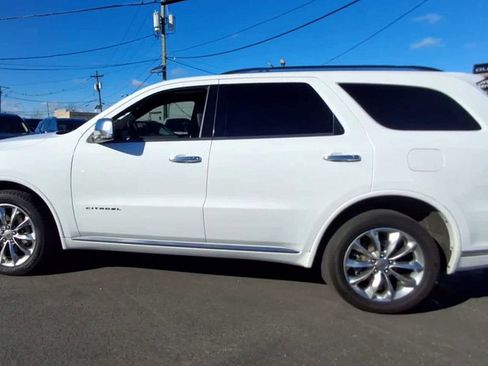 Used 2023 Dodge Durango Citadel image 5